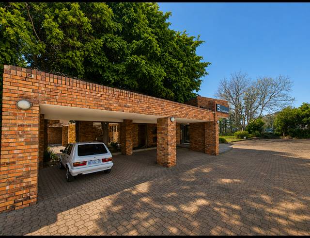 722M² OFFICE FOR SALE IN RIVONIA